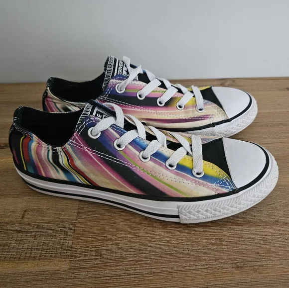 CONVERSE ALL STAR Junior Girls Low Top Striped Sneakers, Shoes - Size 2.5 - Picture 2 of 8